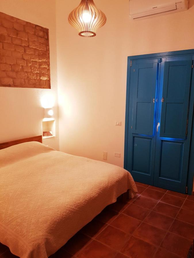 B&B-Le Rondini Monserrato Εξωτερικό φωτογραφία