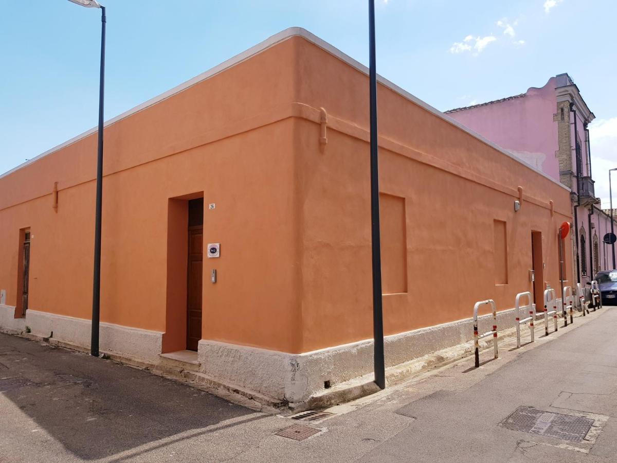 B&B-Le Rondini Monserrato Εξωτερικό φωτογραφία